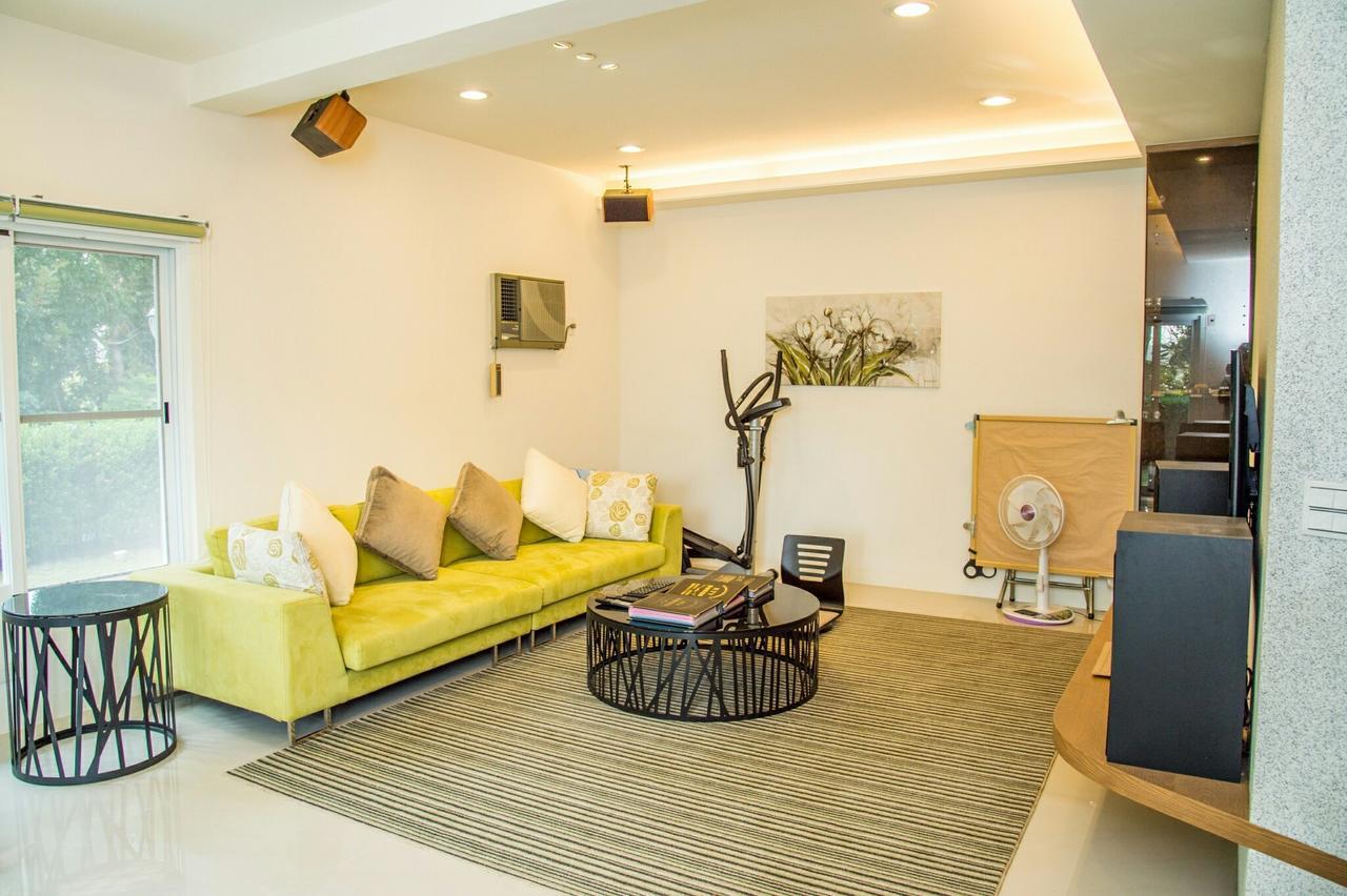 Mountain Homestay 6-8人包棟民宿 Xinhua Exterior foto